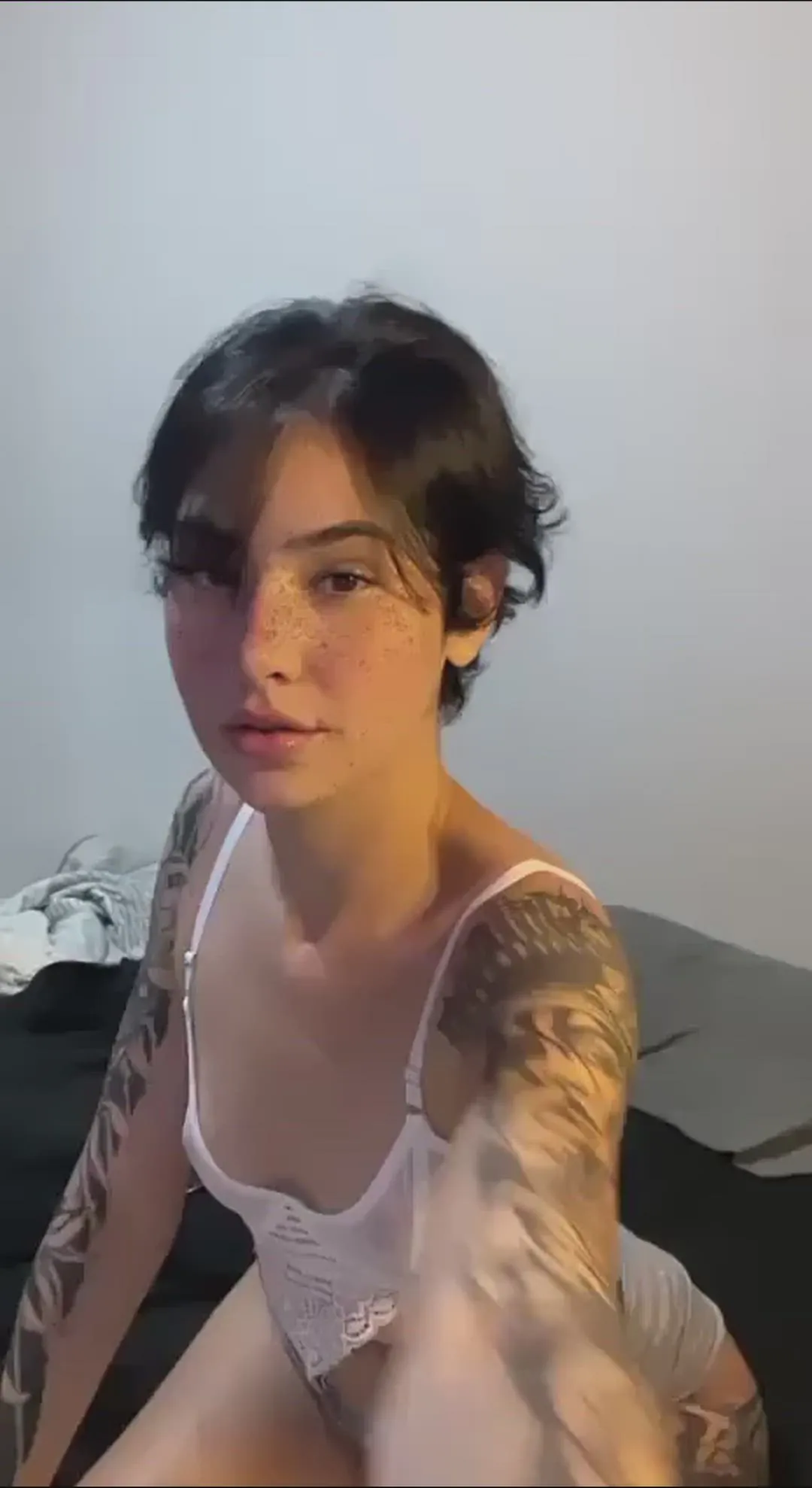 Booty Cute Pierced Short Hair feat. @trildo