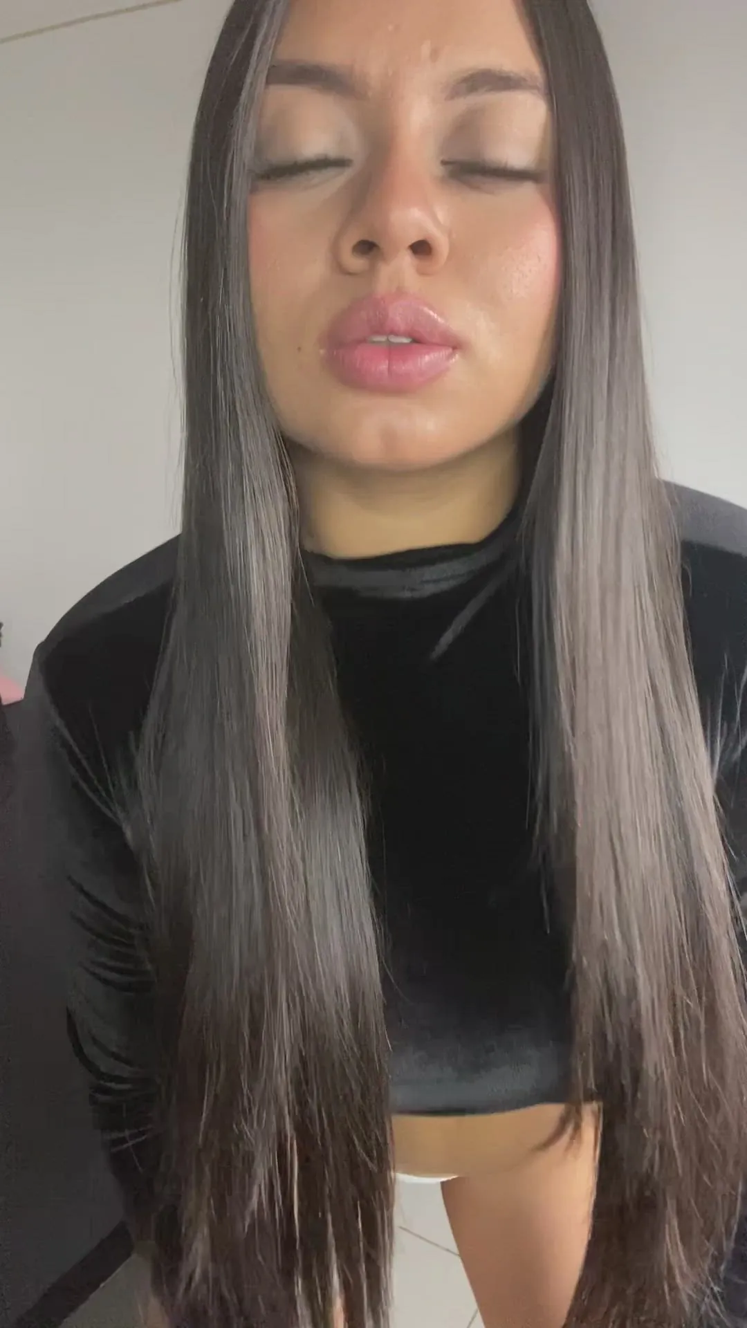 Camgirl Latina Onlyfans feat. @mariageminis